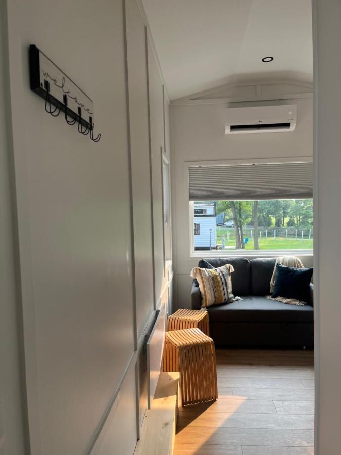The Tiny Getaway Home Elizabethtown Exterior foto